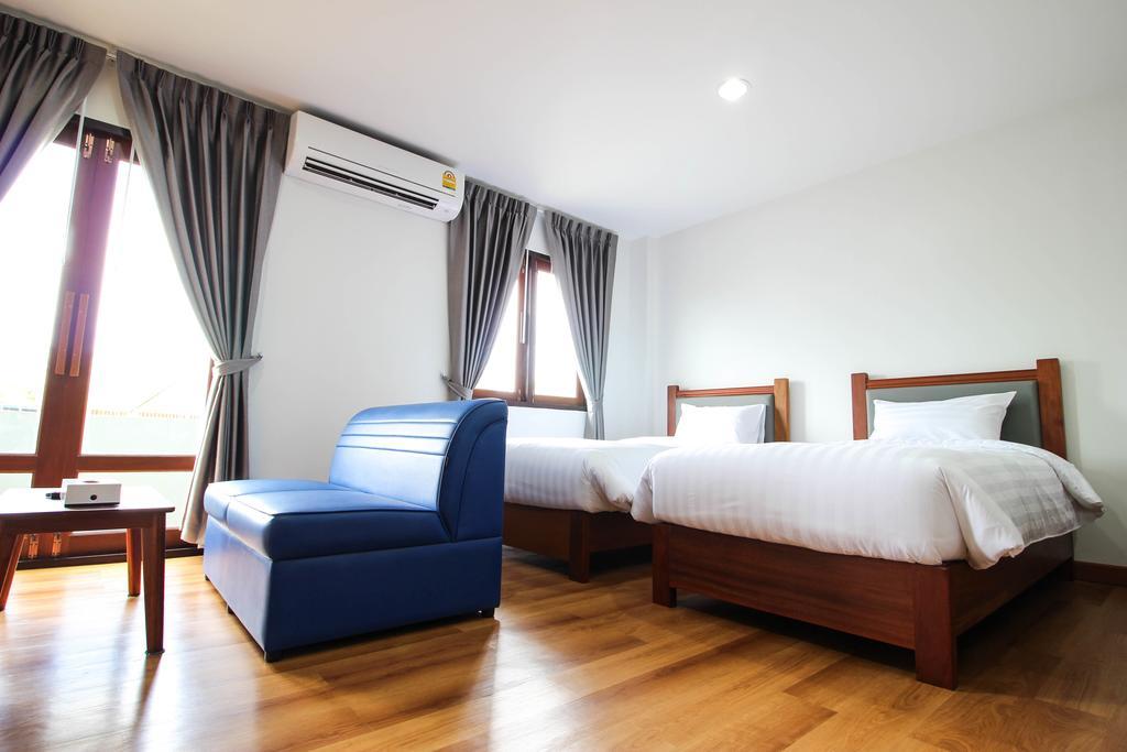 Tai-Shan Suites Ratchaburi Room photo