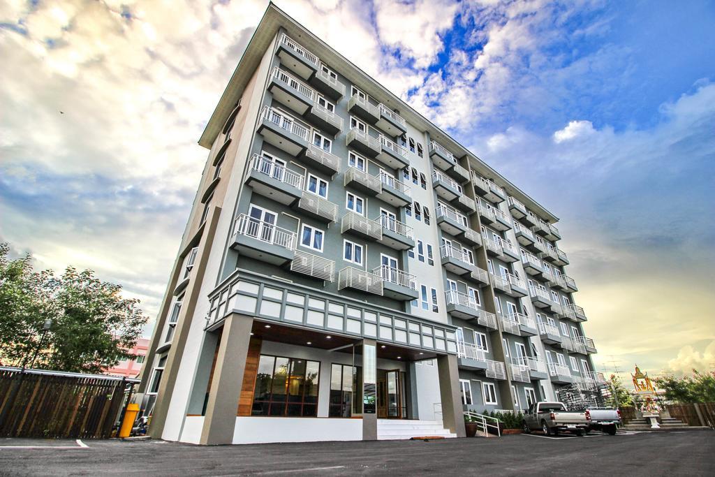 Tai-Shan Suites Ratchaburi Exterior photo